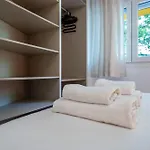 Apartman Cozy & Refurbished In Old Town