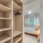 Cozy & Refurbished In Old Town