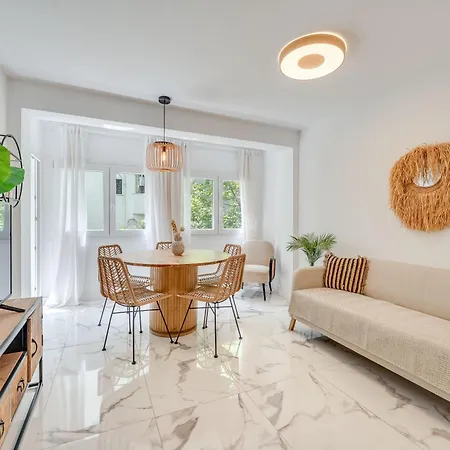 Cozy & Refurbished In Old Town ماربيا