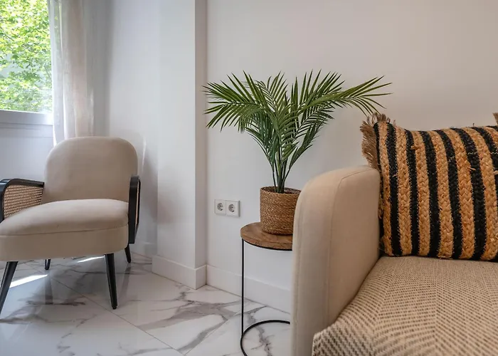 شقة Cozy & Refurbished In Old Town *