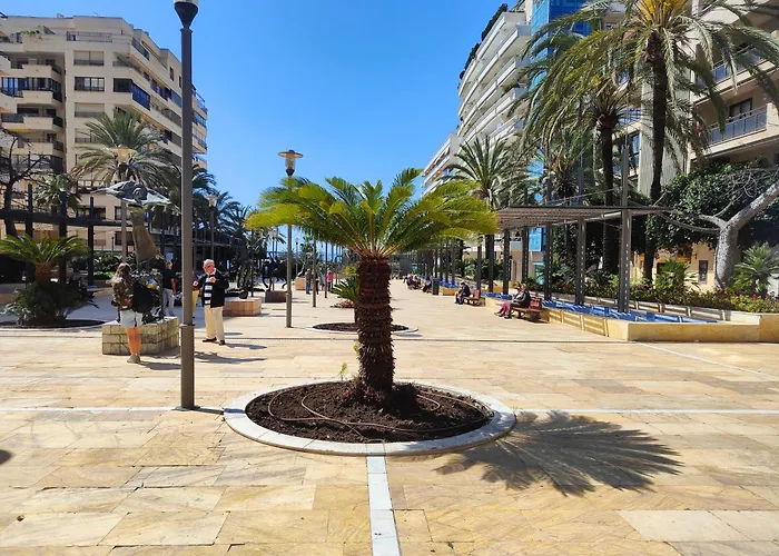 Cozy & Refurbished In Old Town * ماربيا